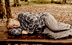 新研究揭示：熬夜真的會(huì)”變傻“！睡眠期間大腦會(huì)啟動(dòng)“排毒”程序，清除腦內(nèi)垃圾